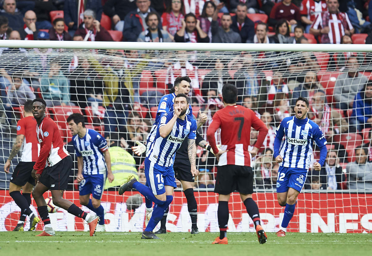 包含卡利亚里将战佛罗伦萨，胜负之争誓取胜利的词条