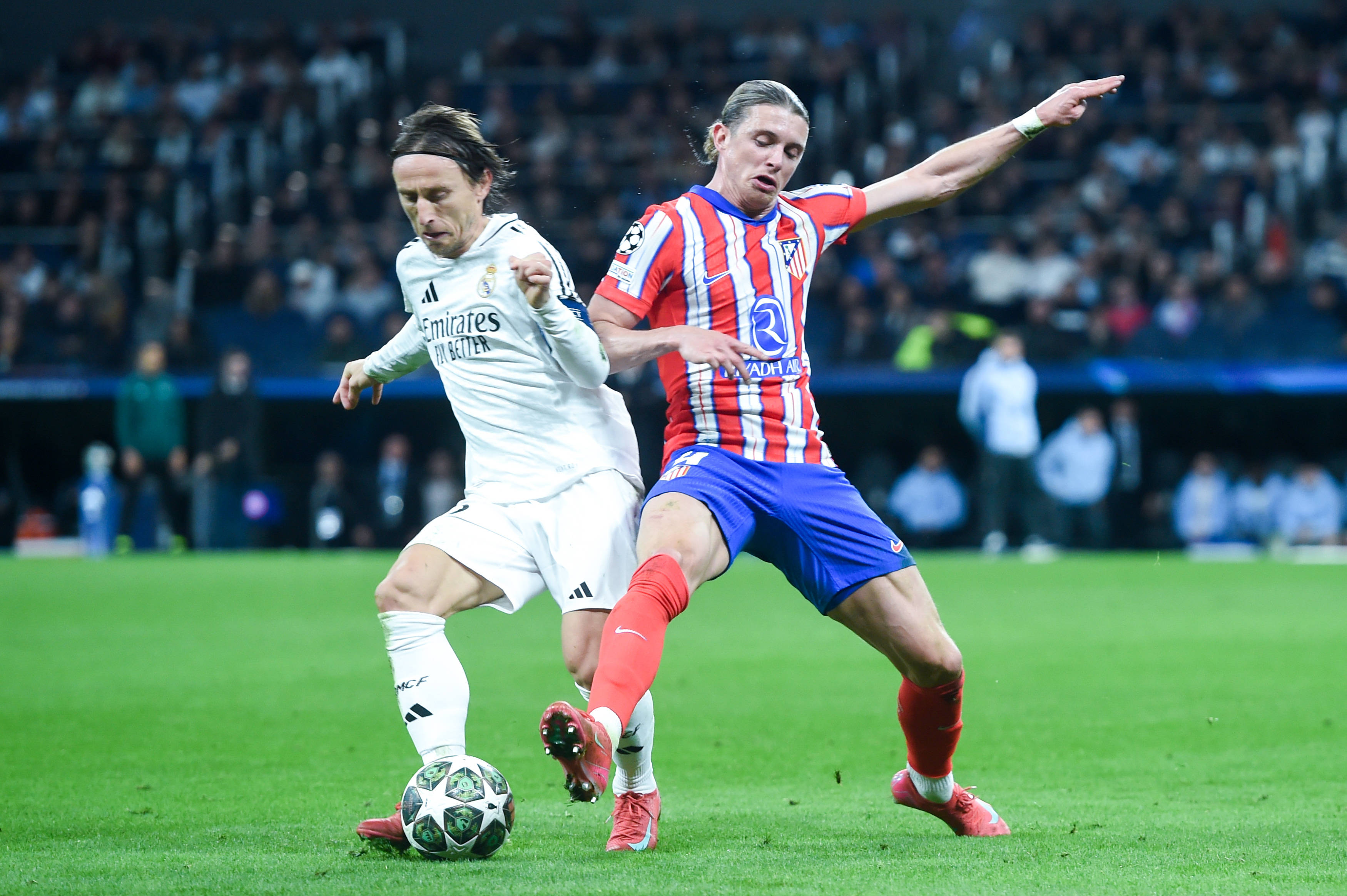 九游娱乐首页-皇家马德里主场告捷，成功晋级欧冠赛场