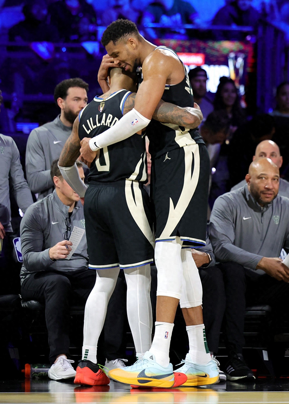 九游娱乐官方网站-NBA东部决赛：雄鹿队夺冠迈出关键一步