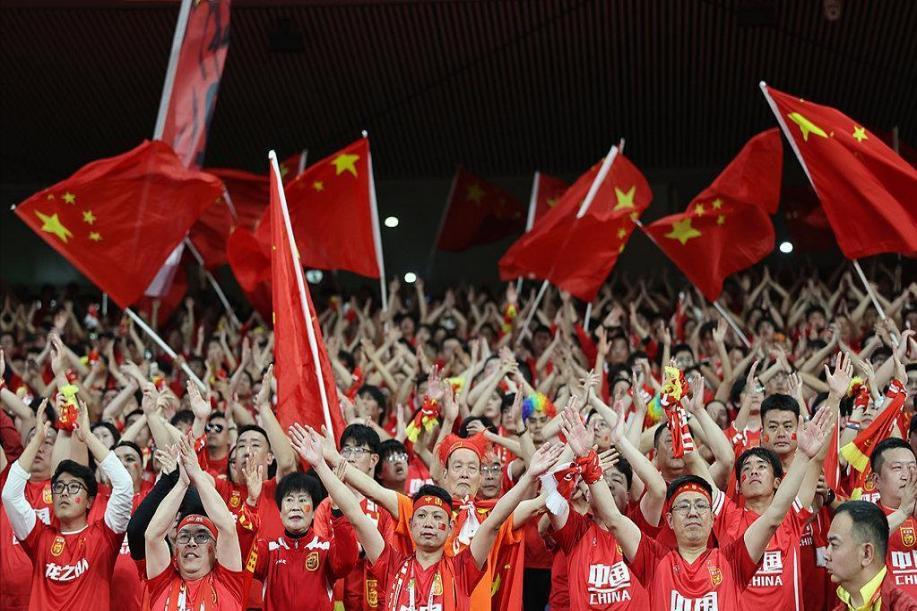 九游VIP-世界女子足球盛事拉开大幕，球迷热情涌现