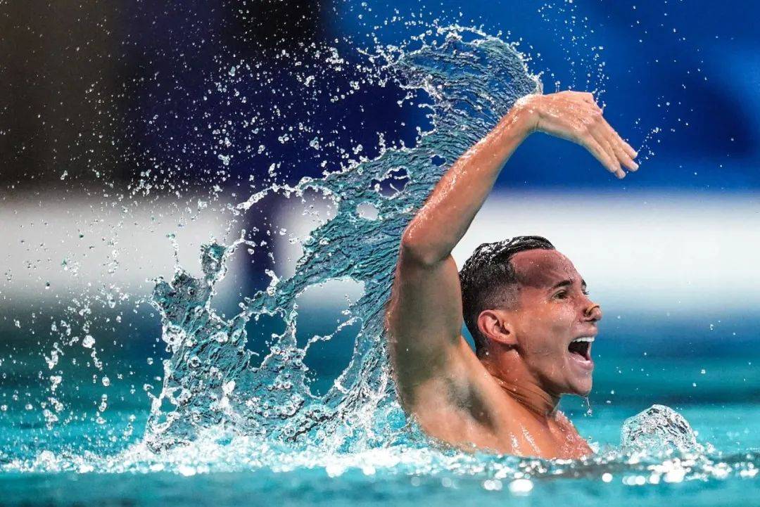 九游娱乐网页-南非游泳冠军迎来好运!实现梦想