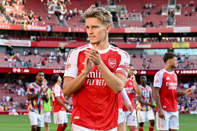 阿森纳连胜收官,期待下赛季更进一步 阿森纳连胜收官,期待下赛季更进一步