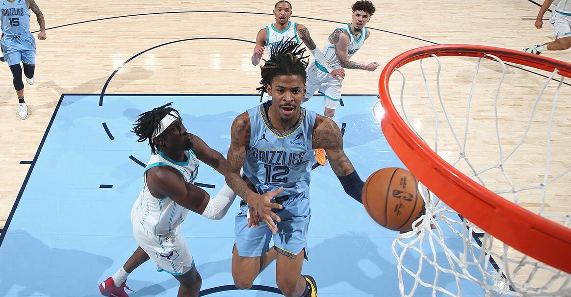 灰熊客场击败黄蜂,稳坐西部前列 灰熊客场击败黄蜂,稳坐西部前列