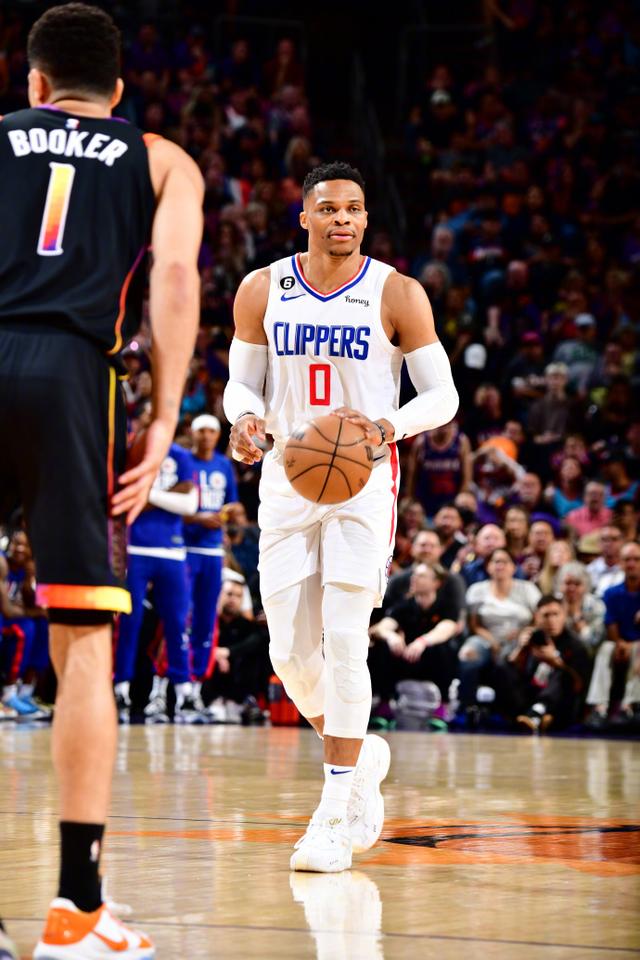 关于太阳大胜国王,继续保持不败状态的信息 关于太阳大胜国王,继续保持不败状态的信息