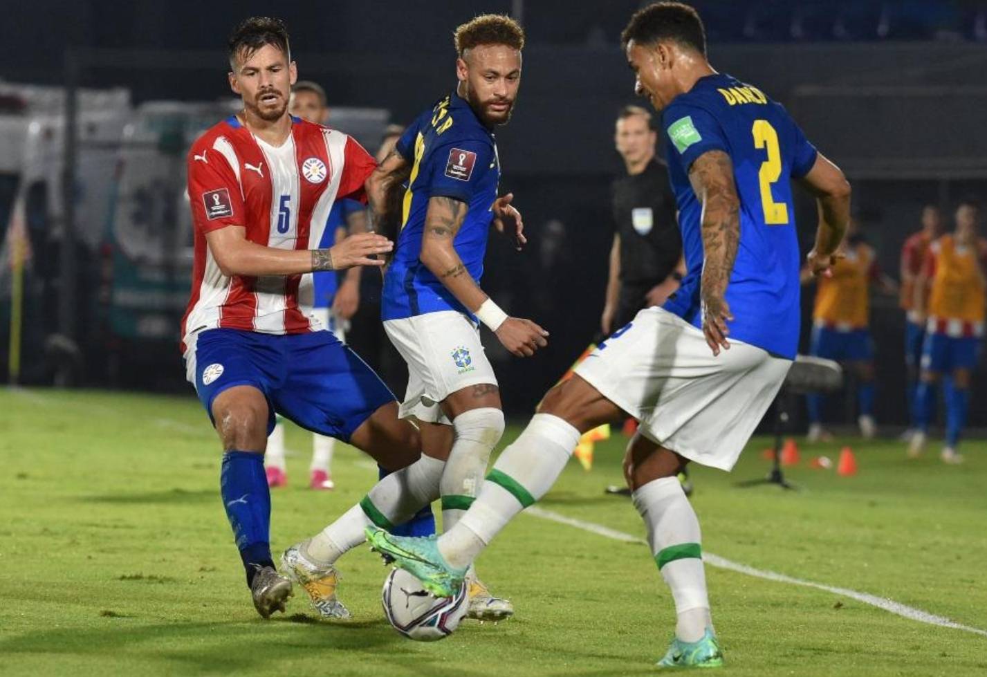 不伦瑞克主场不敌沙尔克04，表现暴跌的简单介绍