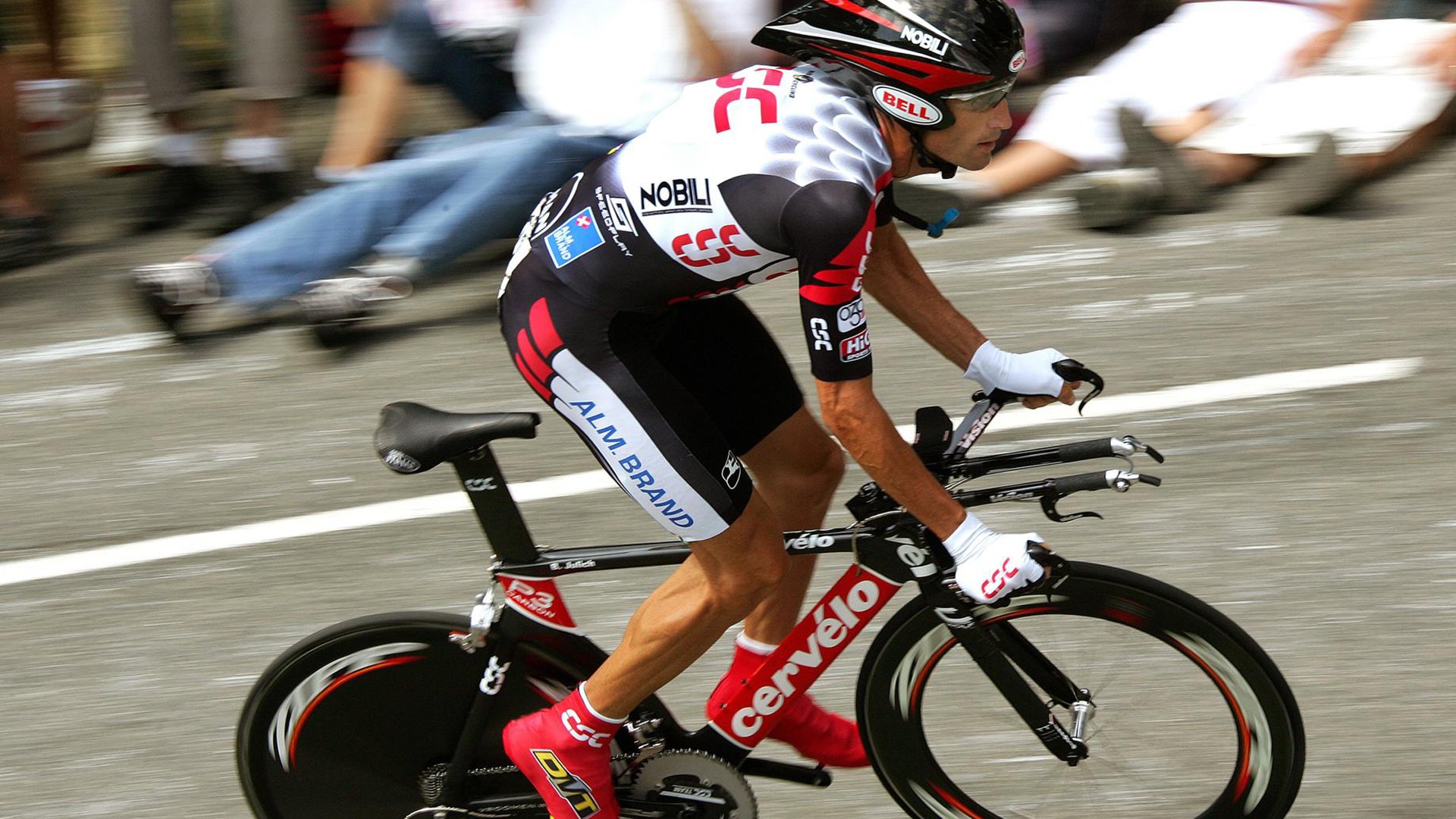 九游中国-霍勒迪节奏大师级掌控,老鹰狂风暴雨般冲垮独行侠