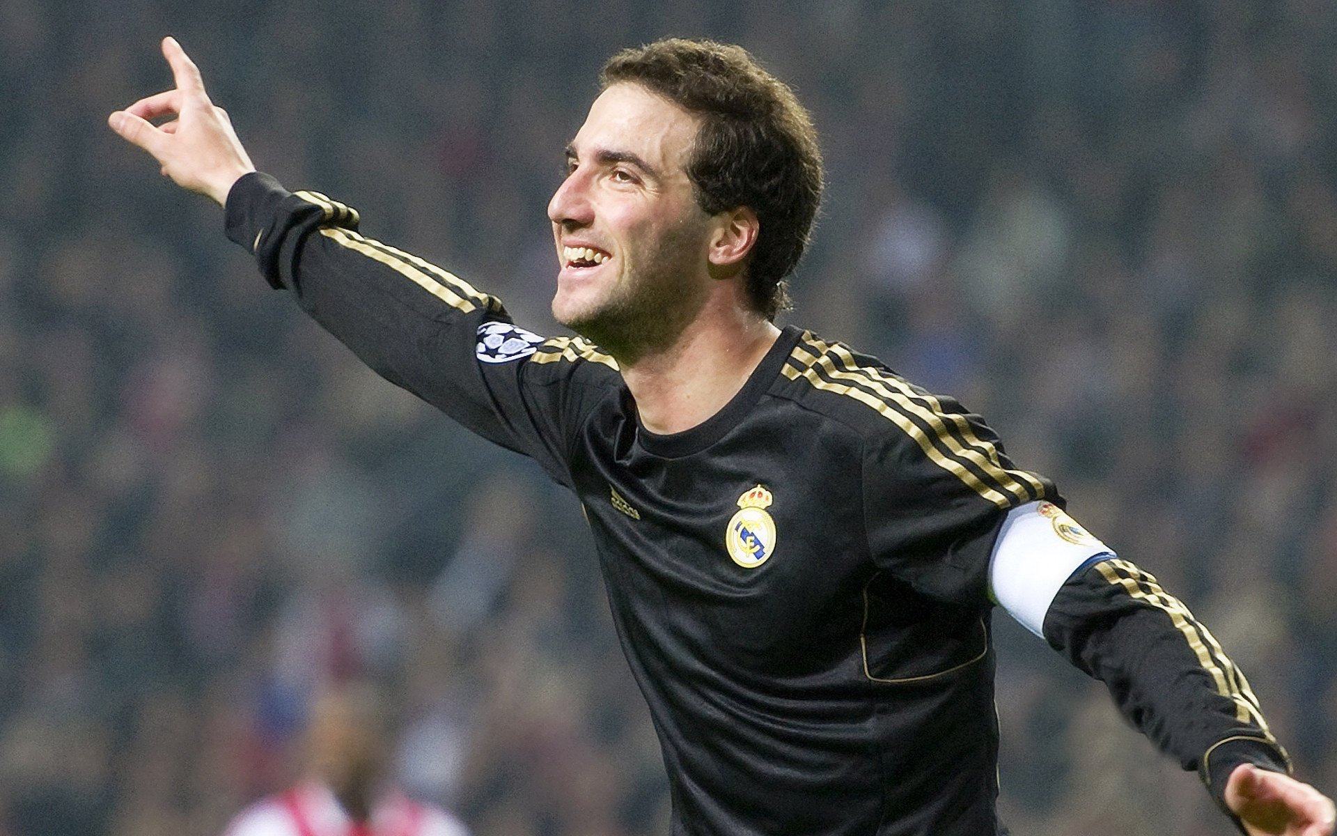 九游VIP-北欧冷锋突袭都灵城!冰岛关键战突围尤文,孔德单骑救主成关键先生