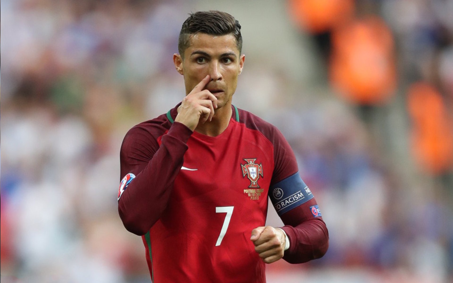 橙色风暴席卷赛场，摩洛哥完胜哥伦比亚，哈弗茨统治全场的战术启示